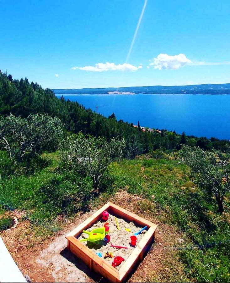 Villa Bella vista with jacuzzi Omiš Esterno foto