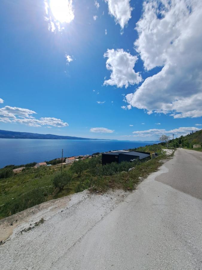 Villa Bella vista with jacuzzi Omiš Esterno foto