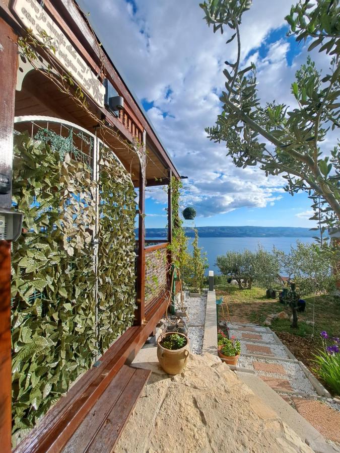 Villa Bella vista with jacuzzi Omiš Esterno foto