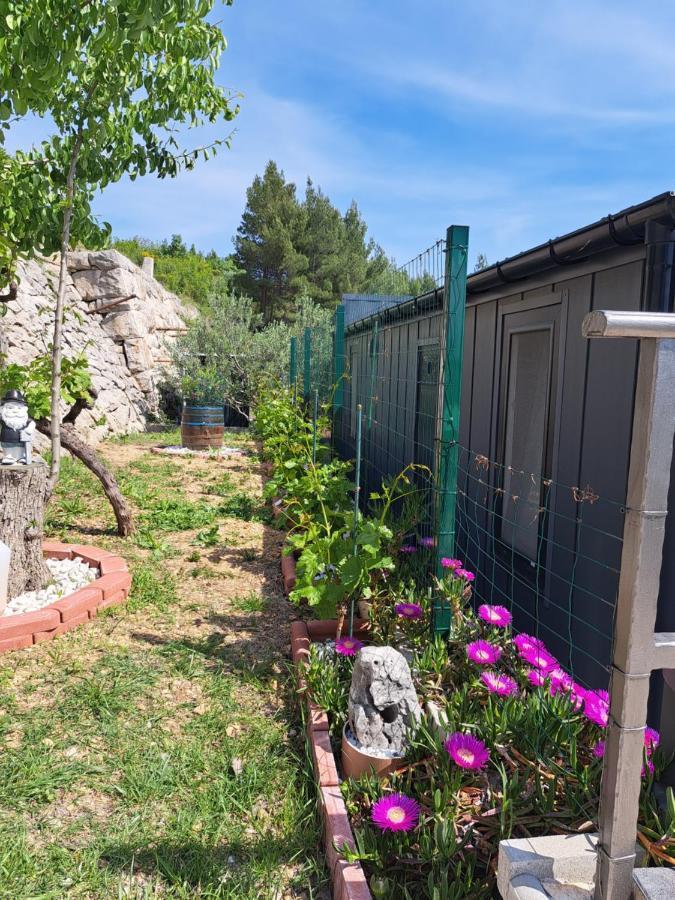 Villa Bella vista with jacuzzi Omiš Esterno foto