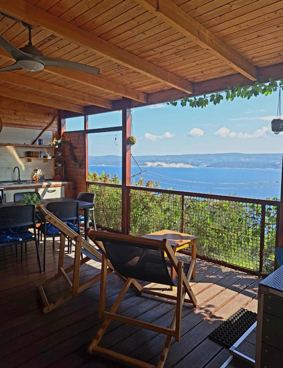 Villa Bella vista with jacuzzi Omiš Esterno foto