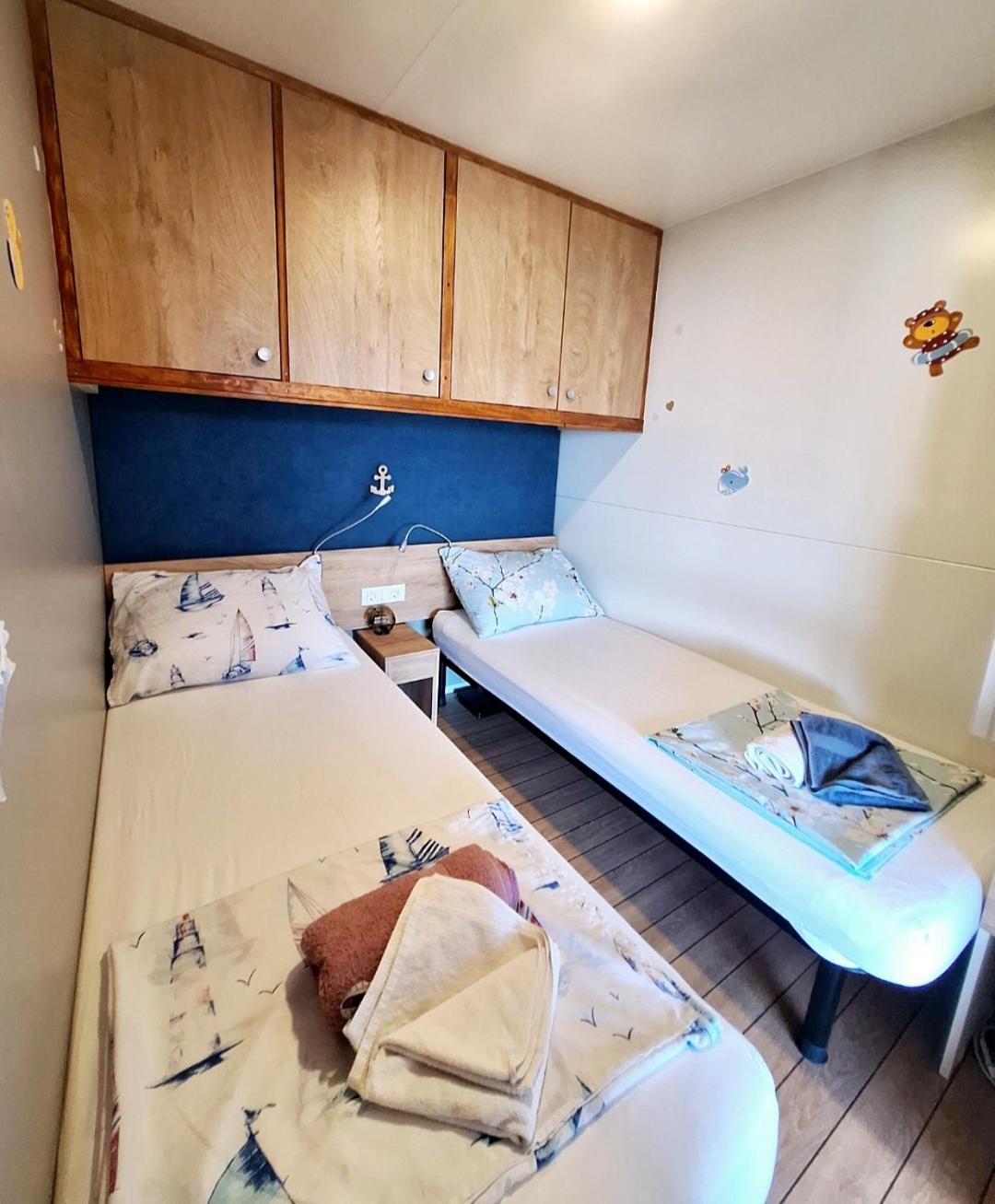 Villa Bella vista with jacuzzi Omiš Esterno foto
